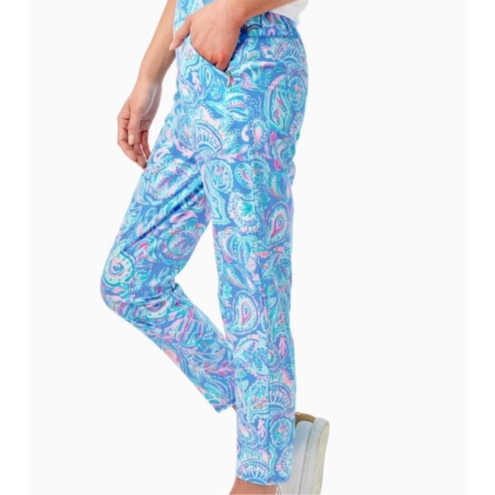 Lilly Pulitzer Luxletic Run Around Pants Blue Pink "Fish Kiss" Paisley Print Med